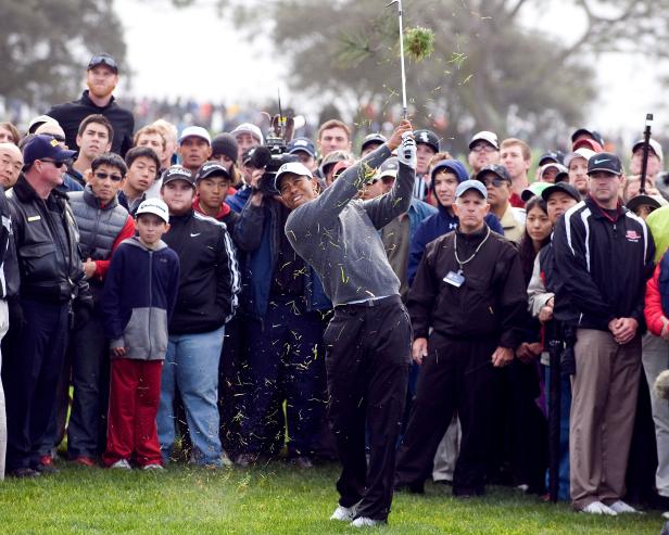 How Tiger Woods stays locked on his target when hitting through crowds